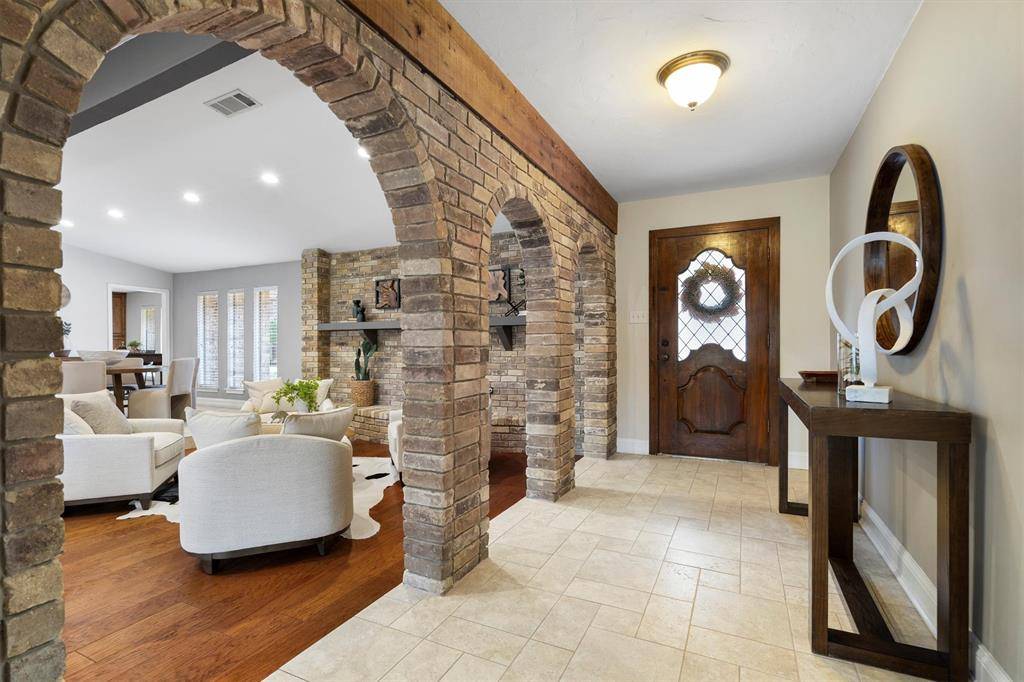 2016 Pembrooke Place, Denton, TX 76205