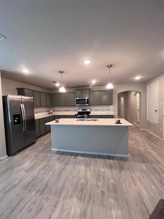 Fort Worth, TX 76179,7400 Gangway Drive