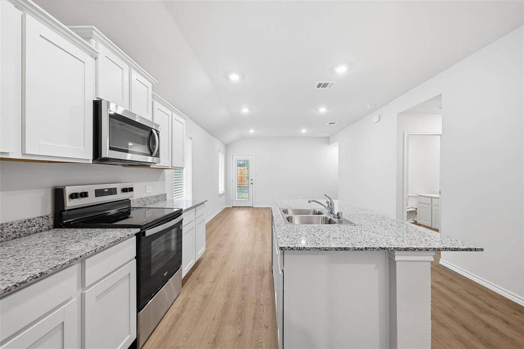 Sherman, TX 75090,4306 Carnation Drive