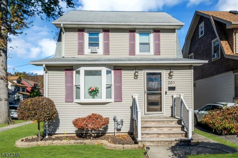 Roselle Park Boro, NJ 07204,201 E Lincoln Ave