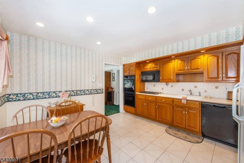 Washington Twp., NJ 07676,686 Kennedy Dr