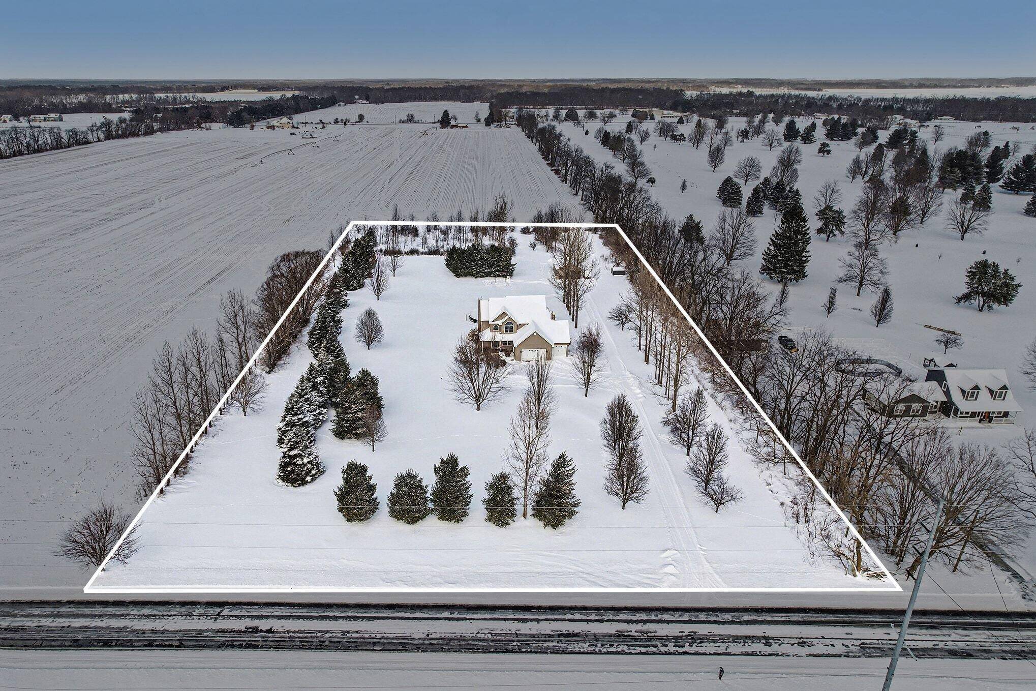 Schoolcraft, MI 49087,450 W W AVE