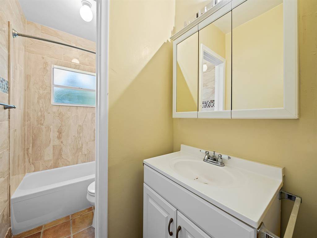 Fort Lauderdale, FL 33301,1640 NE 4th Pl