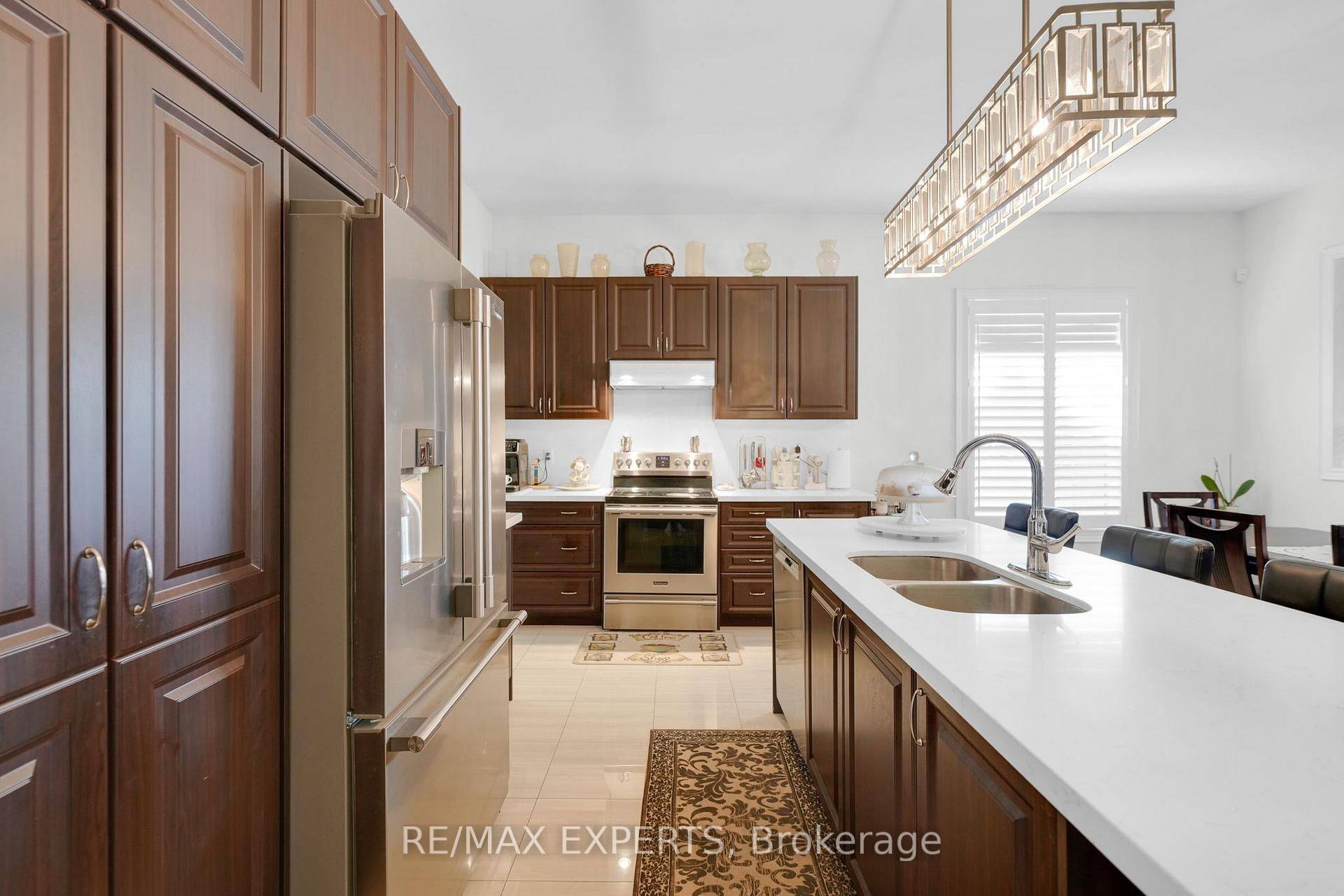 Brampton, ON L6P 4C3,10 Falkland RD