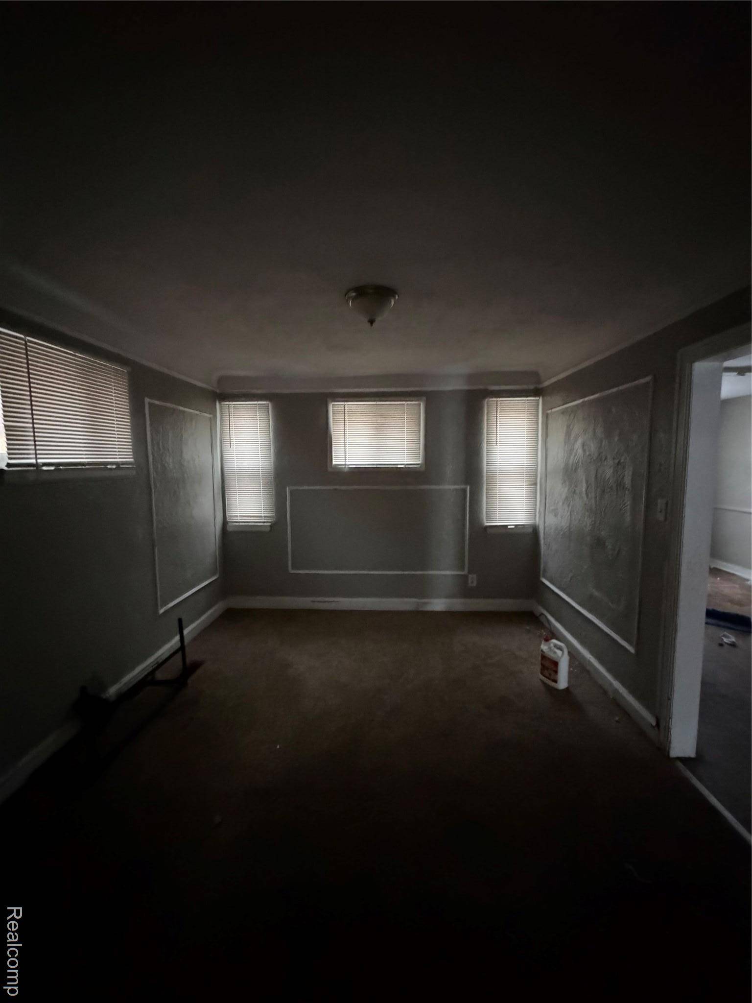 Detroit, MI 48235,16562 Tracey ST