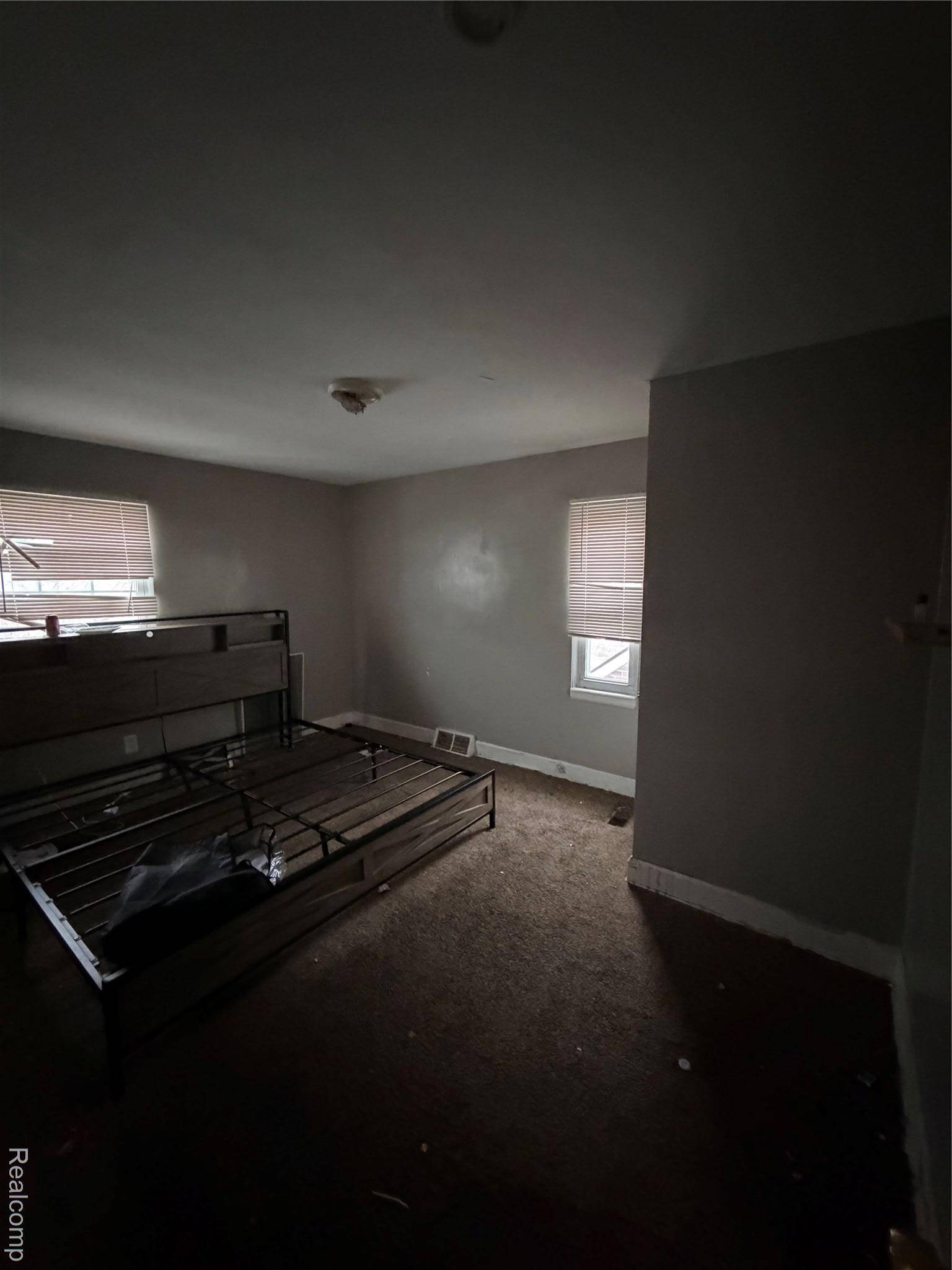 Detroit, MI 48235,16562 Tracey ST