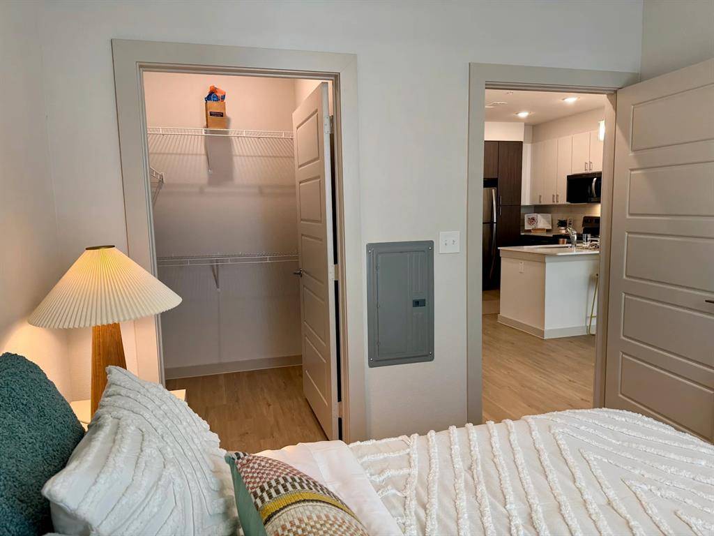 Austin, TX 78640,320 Goll Street #1115