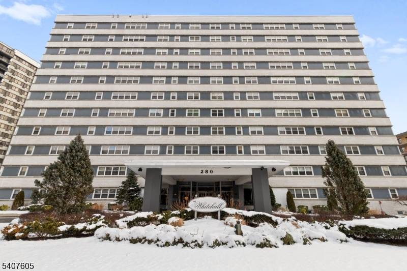 Hackensack City, NJ 07601,280 Prospect Ave #9H