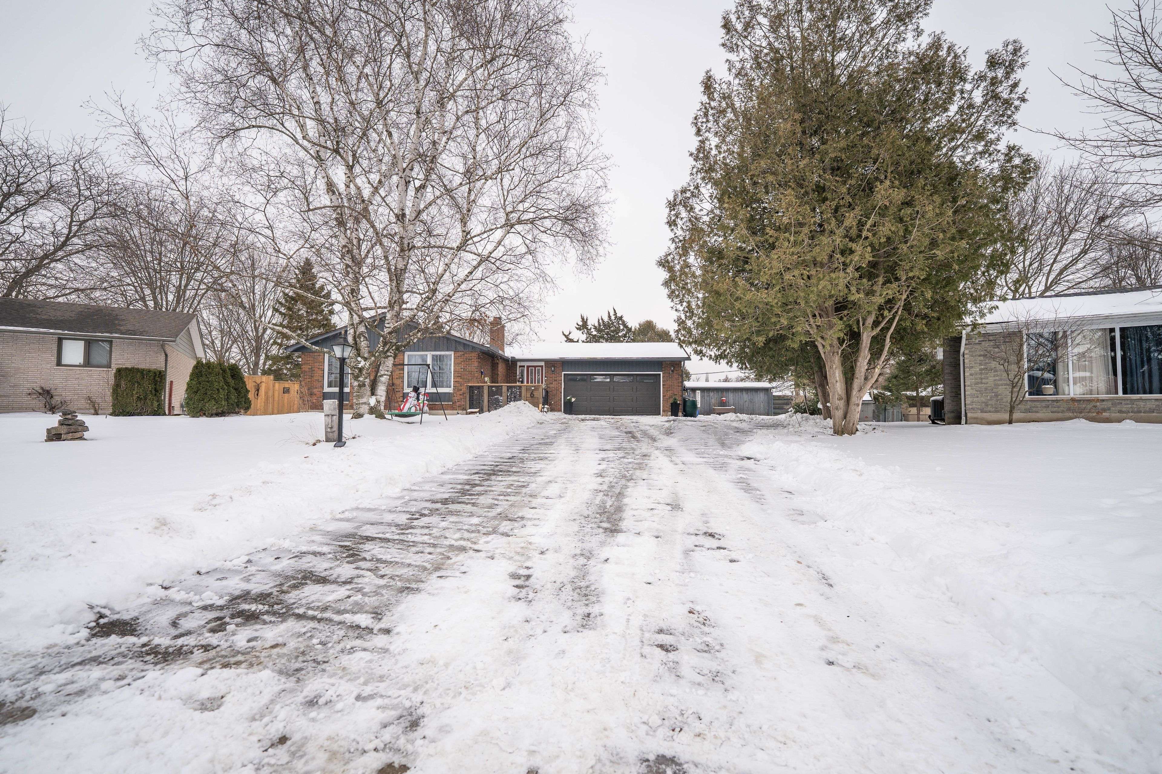 Tillsonburg, ON N4G 4B3,6 Camdon CT