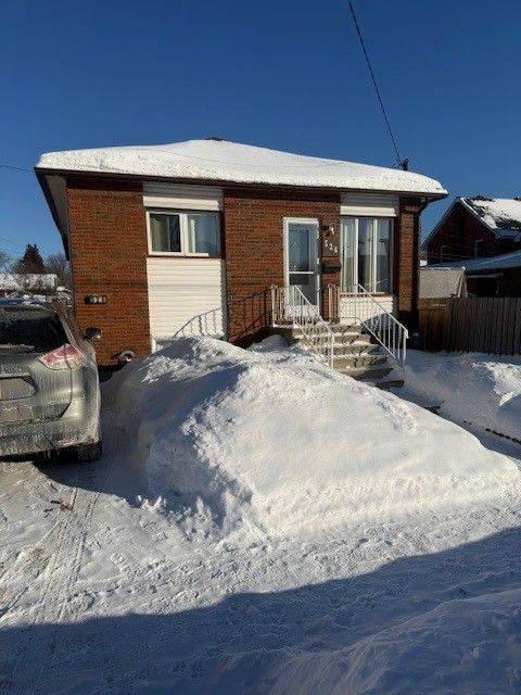North Bay, ON P1B 5N6,526 Douglas ST
