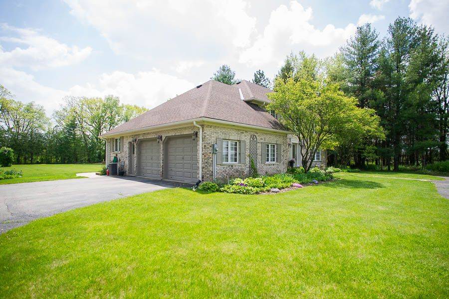 Brantford, ON N3T 5L7,92 Highland DR