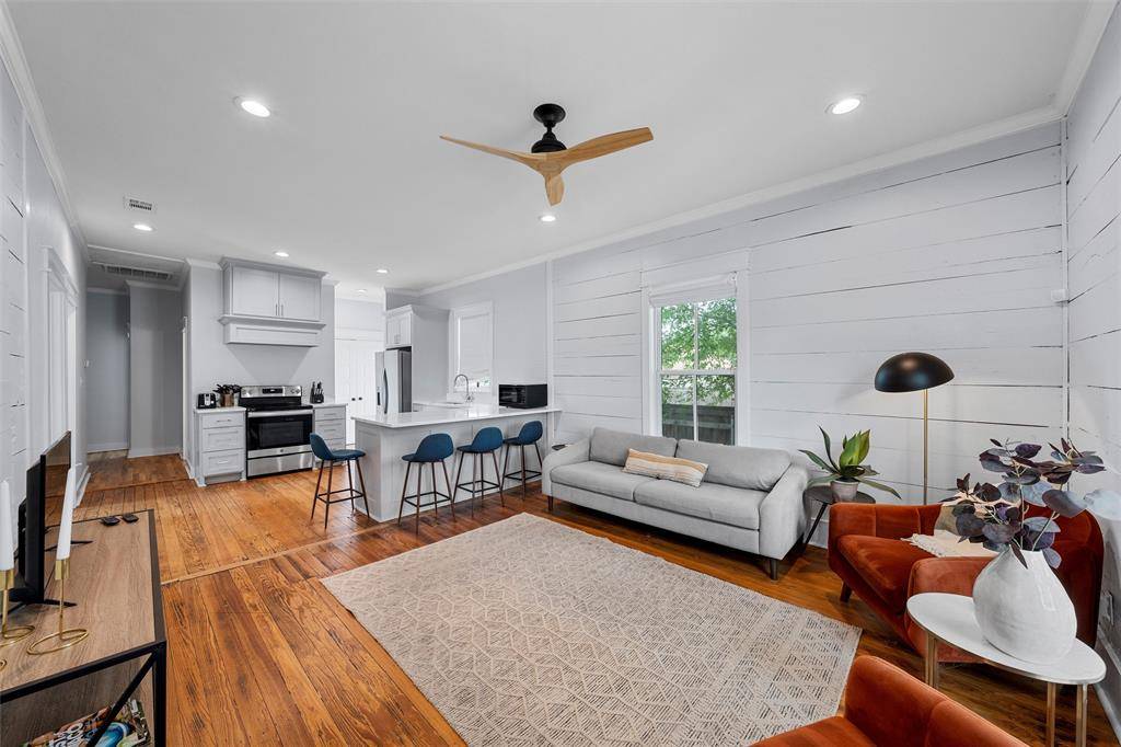 Waco, TX 76706,1012 Burnett Avenue