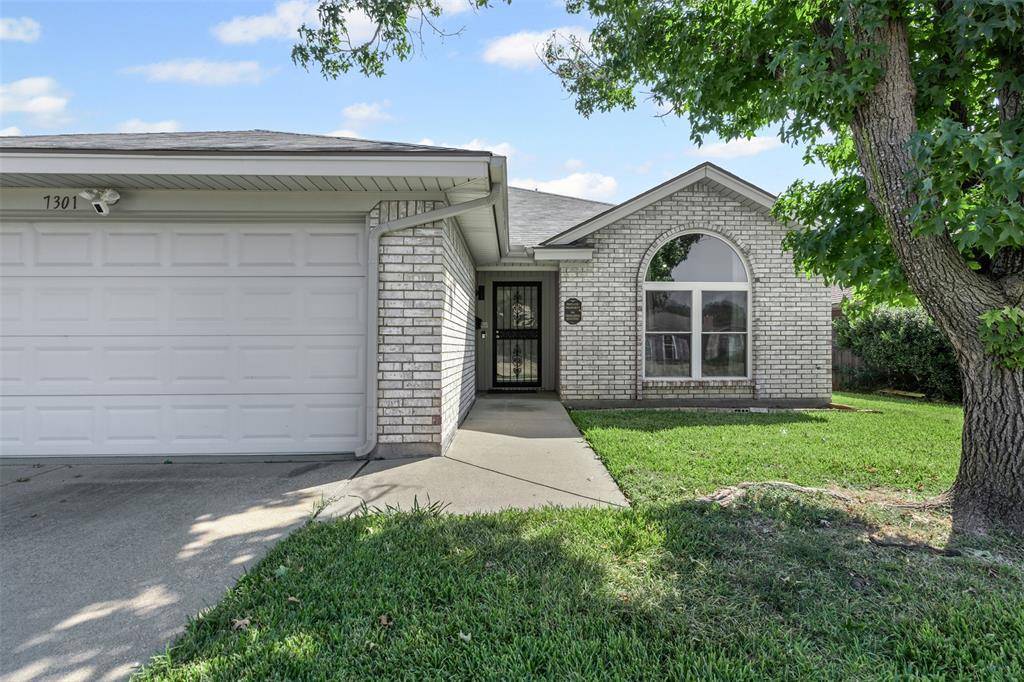 7301 Wagonwheel Road, Fort Worth, TX 76133