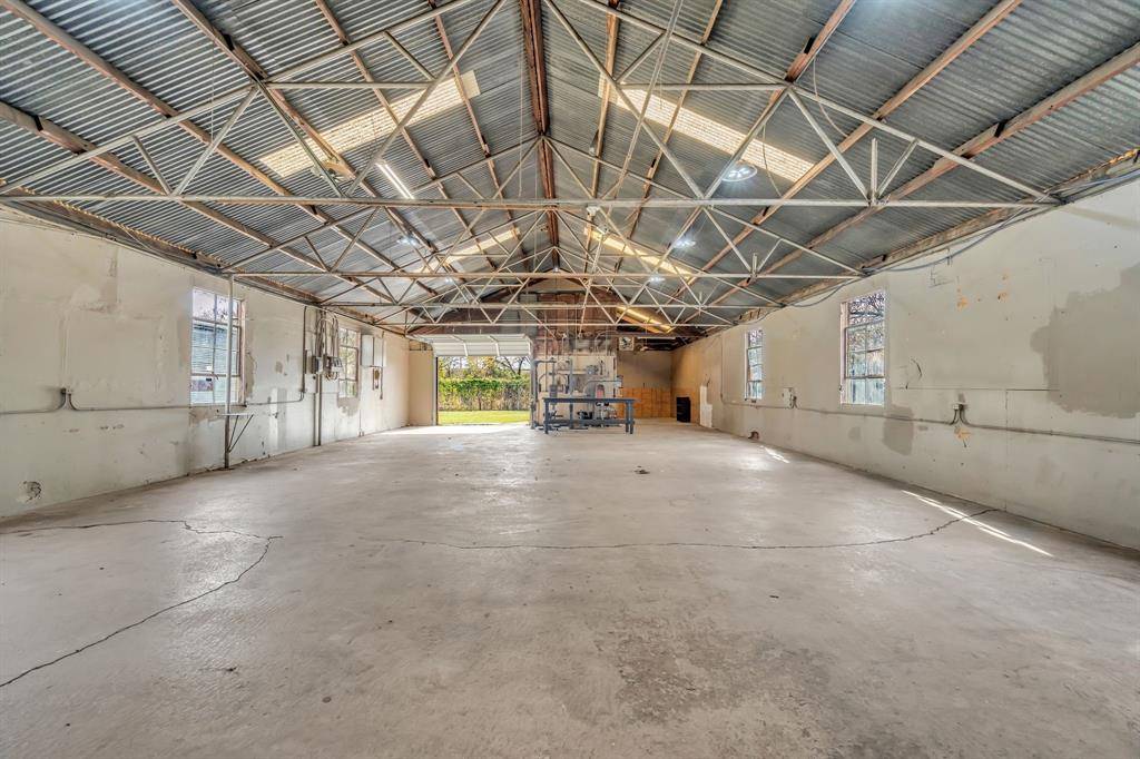 Fort Worth, TX 76112,5800 E Roselane Street