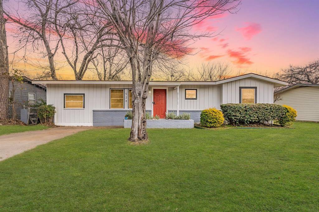 Hurst, TX 76053,528 Buena Vista Drive