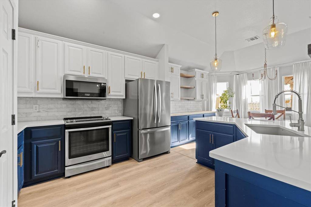 Gunter, TX 75058,501 Wood Drive