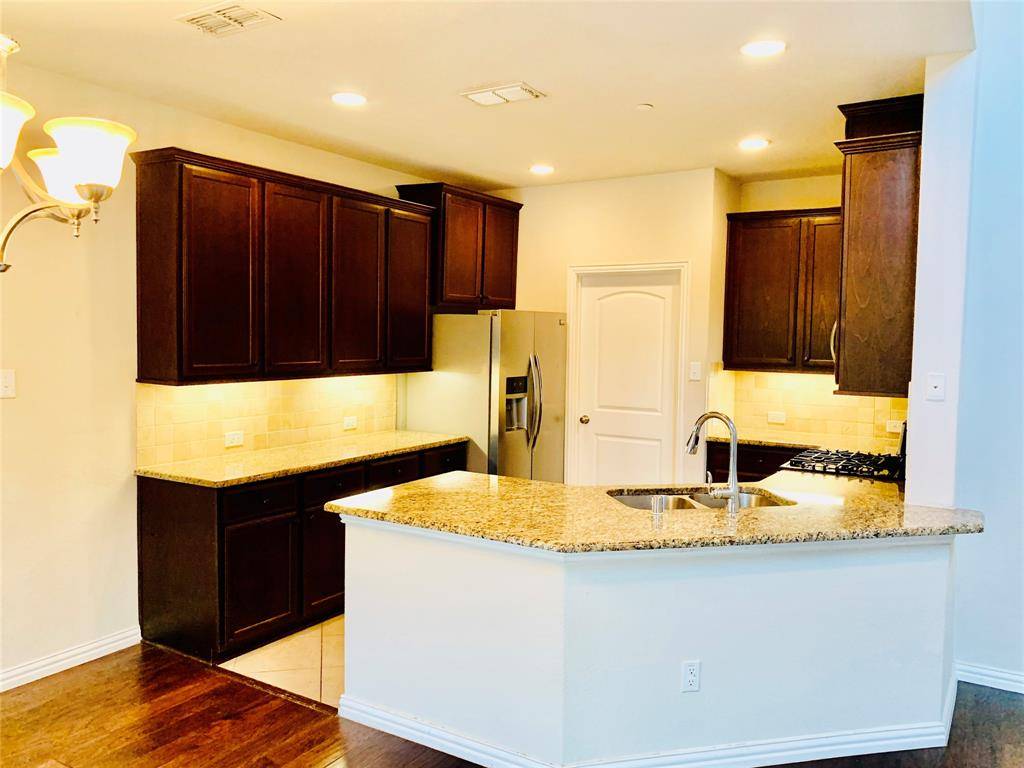 Plano, TX 75074,912 Brookville Court