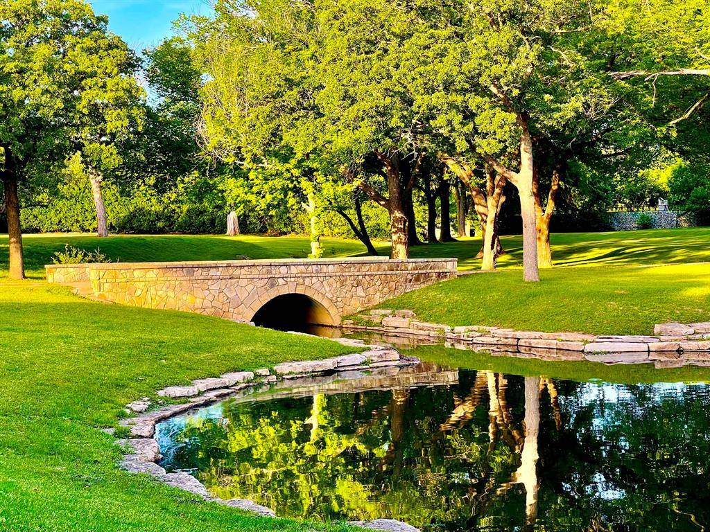 Colleyville, TX 76034,3216 Glade Road