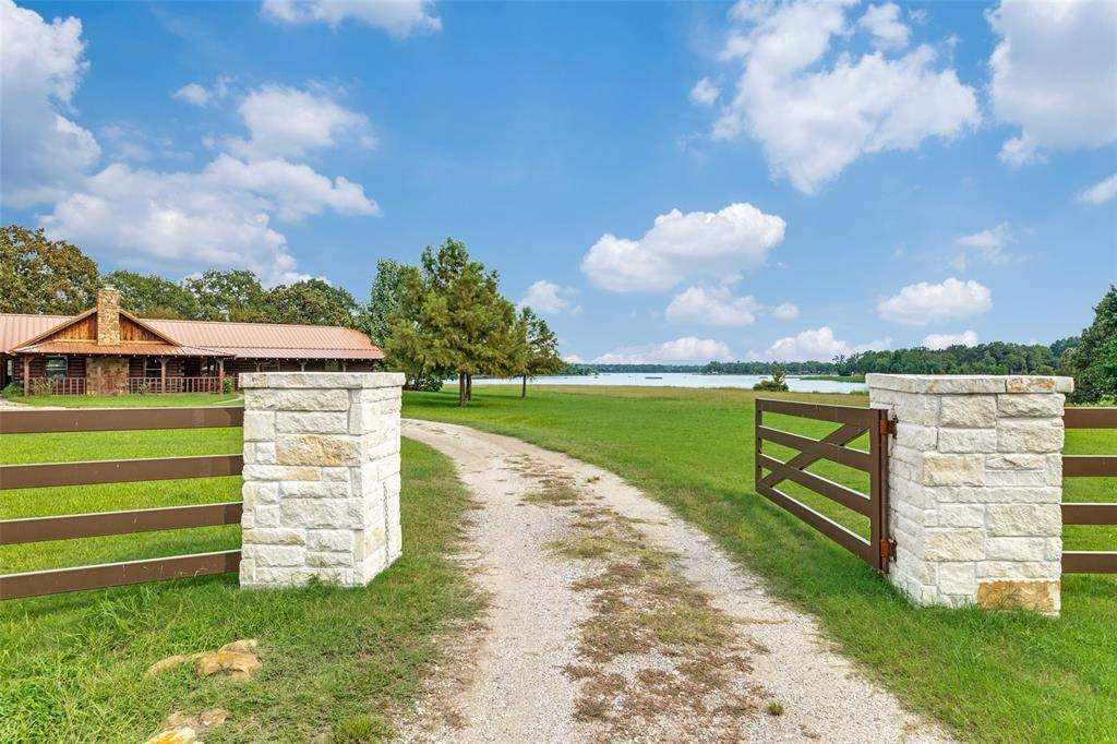 Yantis, TX 75497,779 County Road 1971