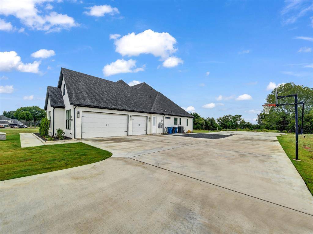 Aledo, TX 76008,2000 Meadow Bend Court