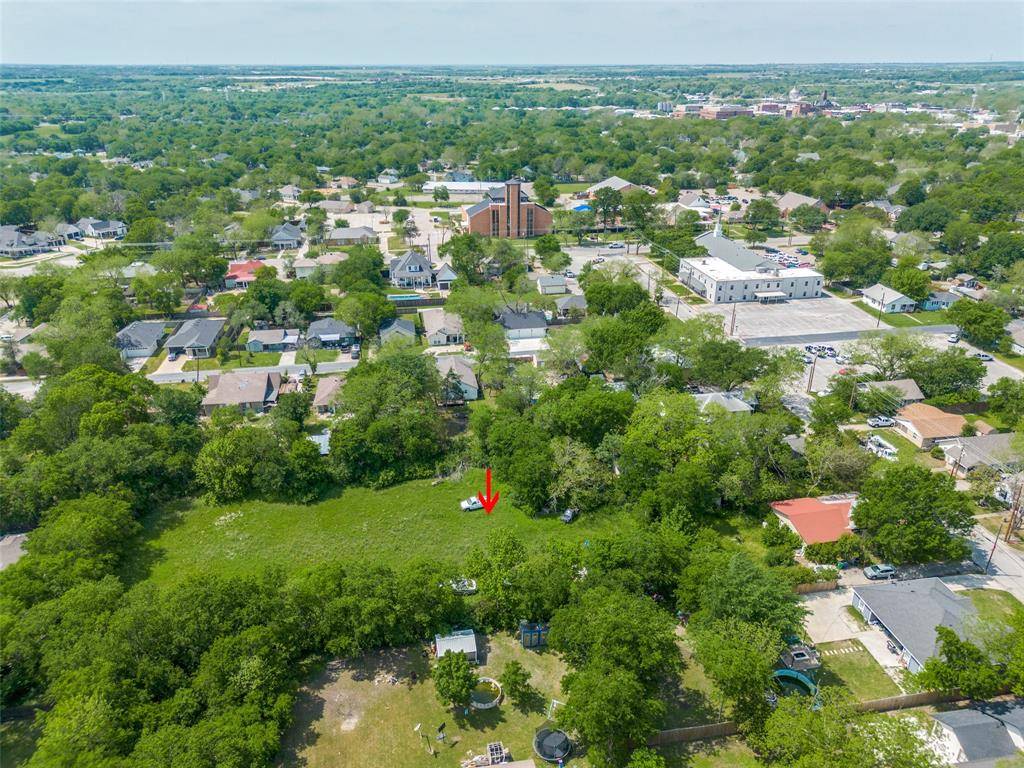 Waxahachie, TX 75165,208 Farley