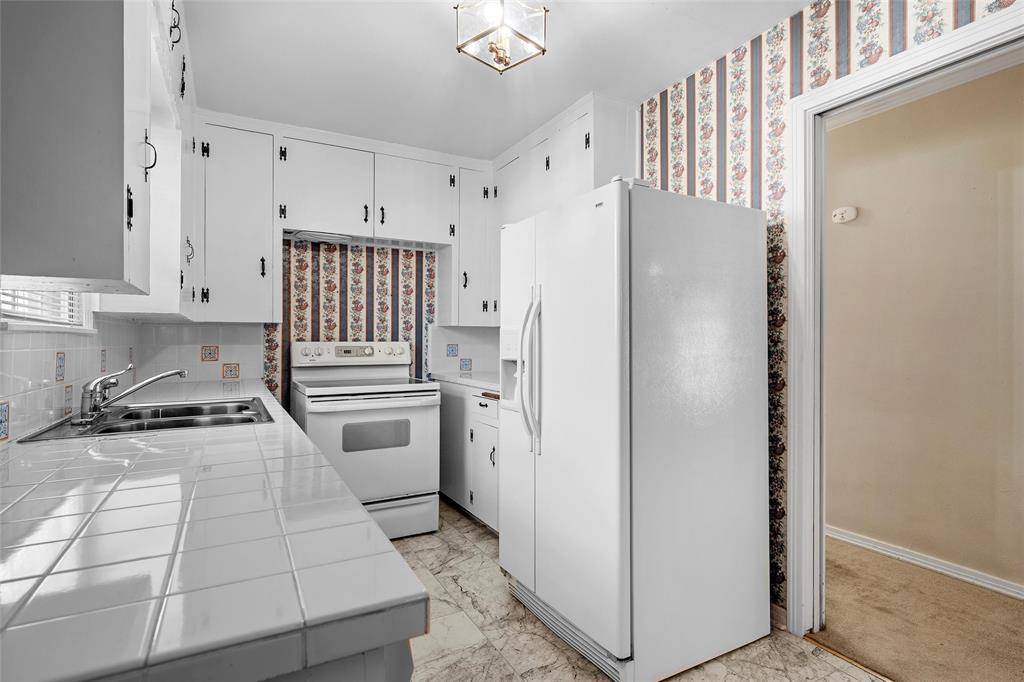 Mcgregor, TX 76657,1307 W 5th Street