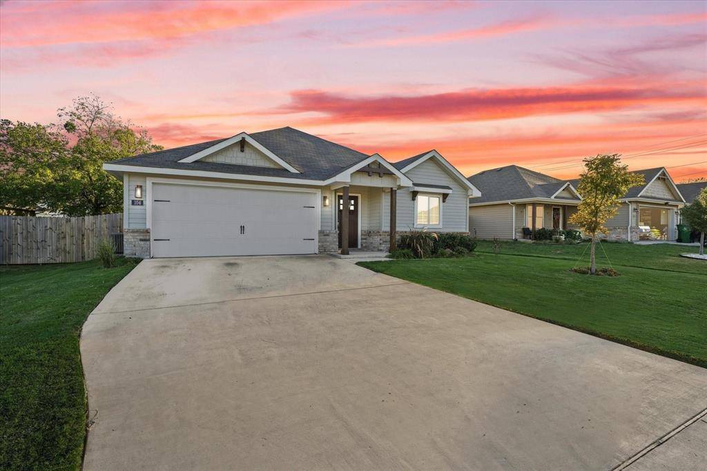 Sanger, TX 76266,104 Arrowhead Drive