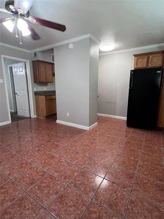 Arlington, TX 76013,1505 W Lovers Lane #3