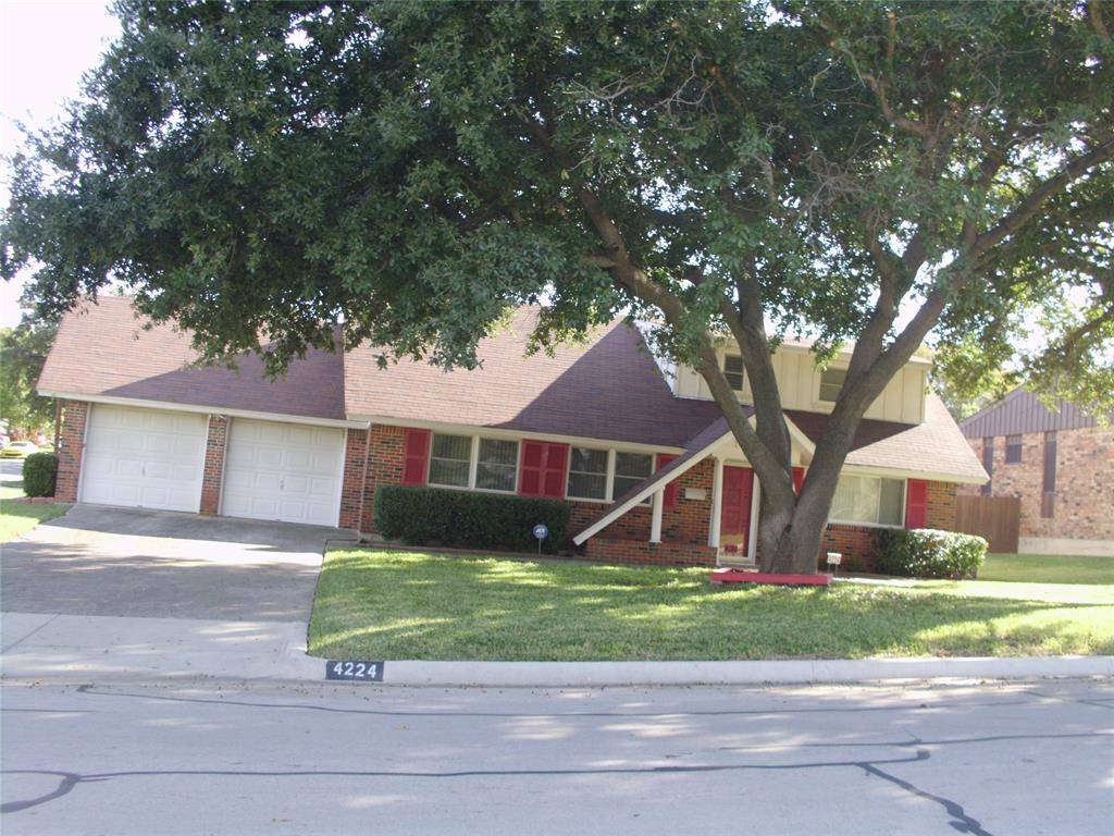 Lake Worth, TX 76135,4224 Grand Lake Drive