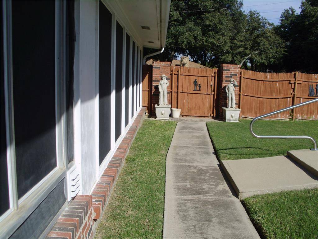 Lake Worth, TX 76135,4224 Grand Lake Drive