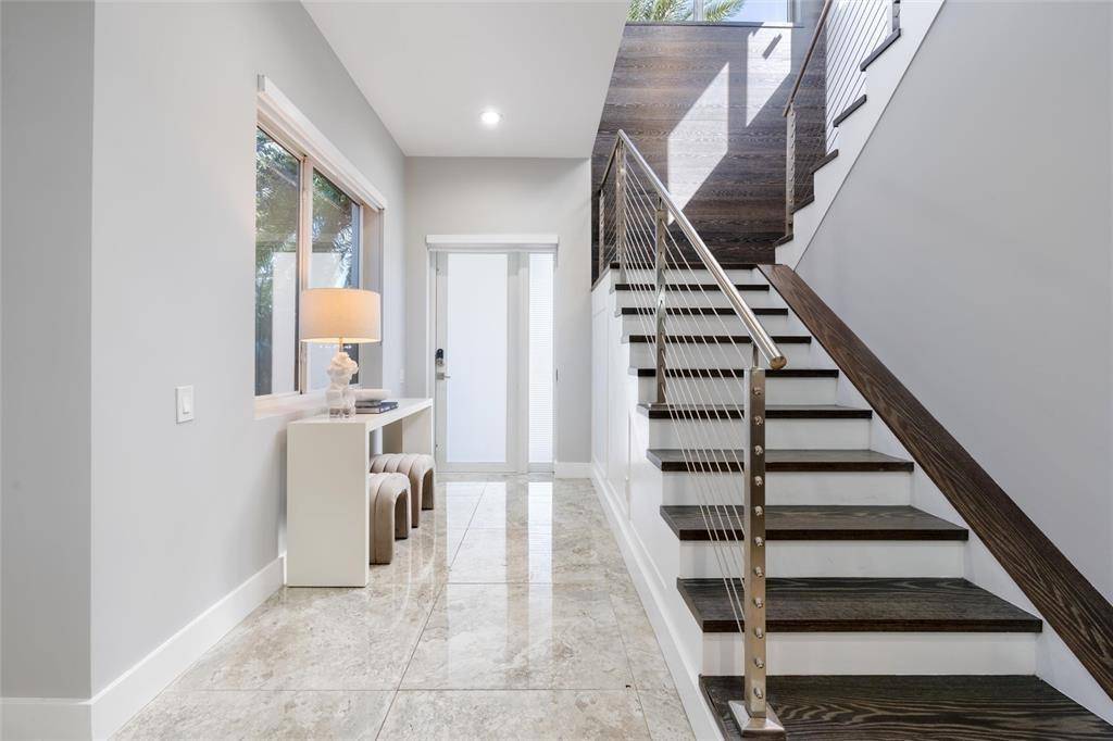 Fort Lauderdale, FL 33304,743 NE 17th Way