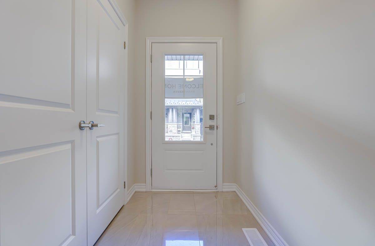 Brampton, ON L6Y 0B6,26 Folcroft ST