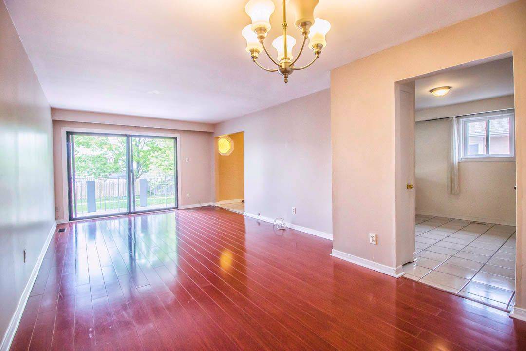 Brampton, ON L6V 3J6,P38 Royal Salisbury Way n/a WAY