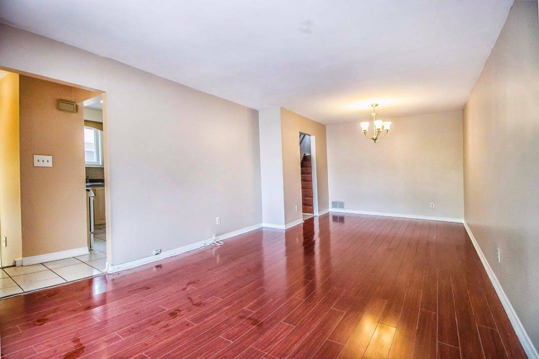 Brampton, ON L6V 3J6,P38 Royal Salisbury Way n/a WAY