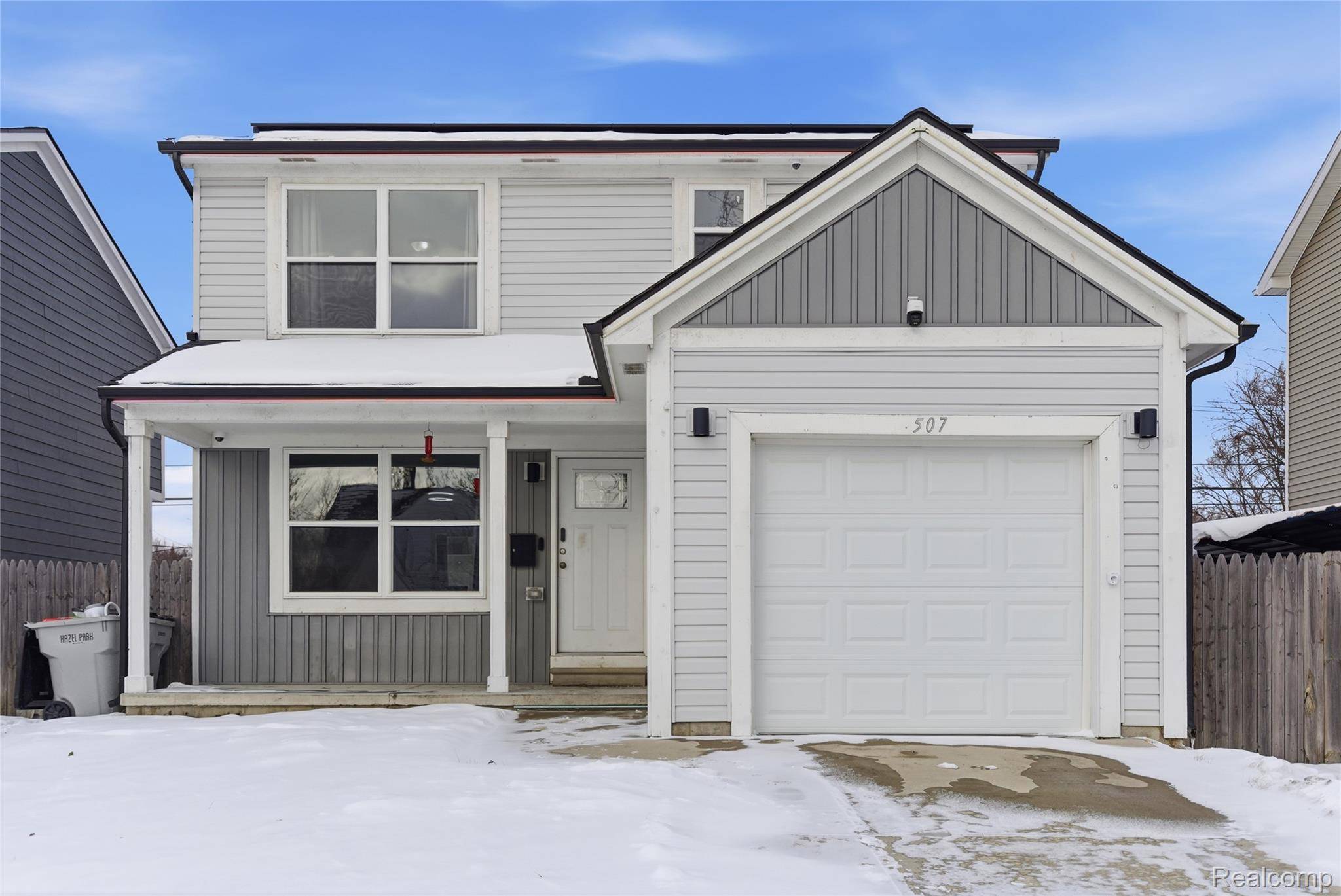 Hazel Park, MI 48030,507 E Muir AVE