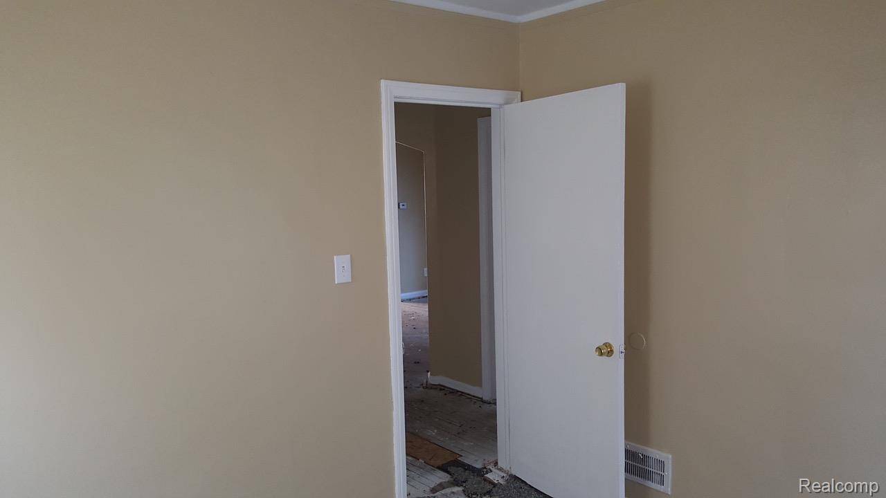 Detroit, MI 48227,14876 Strathmoor ST