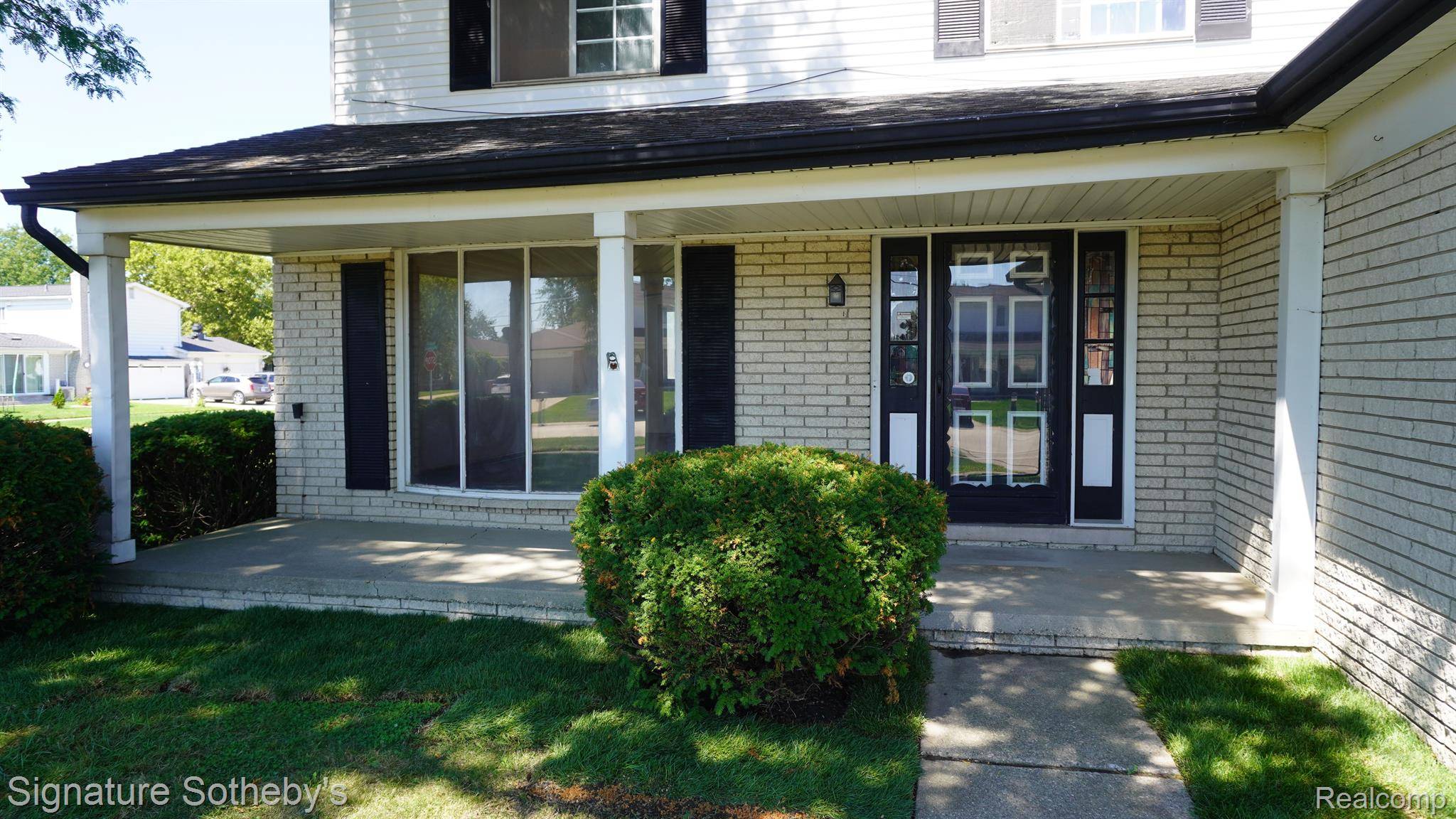 Sterling Heights, MI 48310,4415 FOX HILL DR