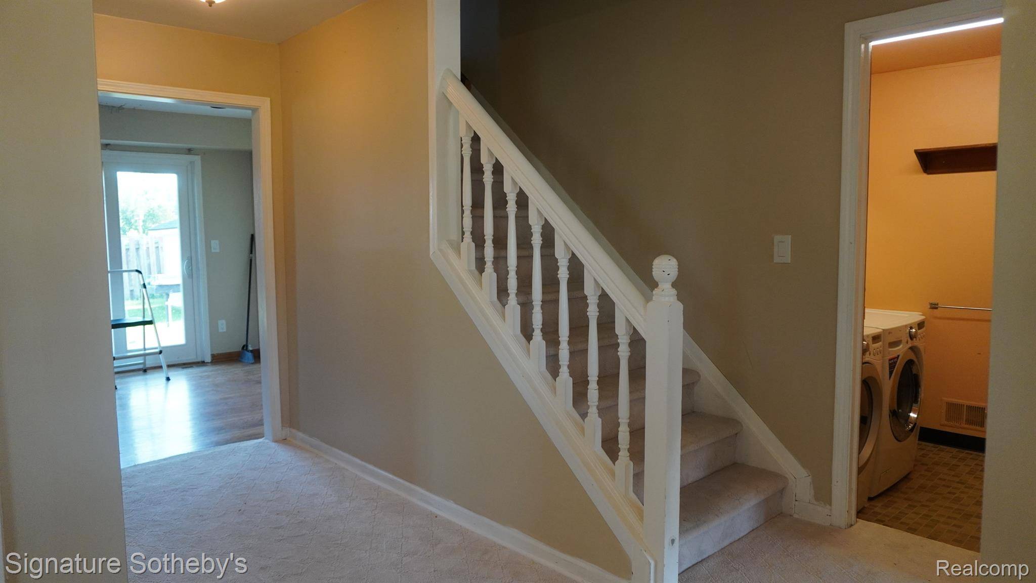 Sterling Heights, MI 48310,4415 FOX HILL DR