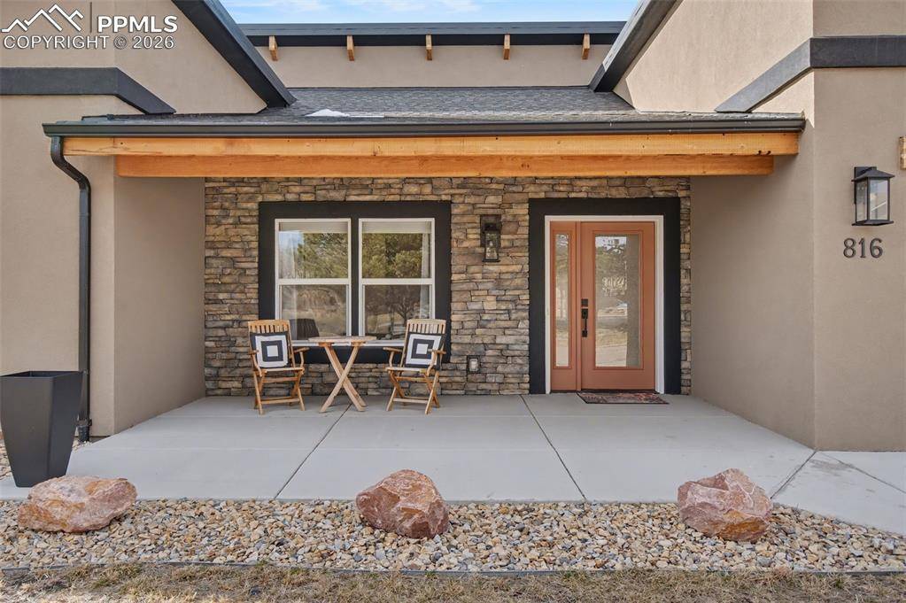 Palmer Lake, CO 80133,816 Meadow LN