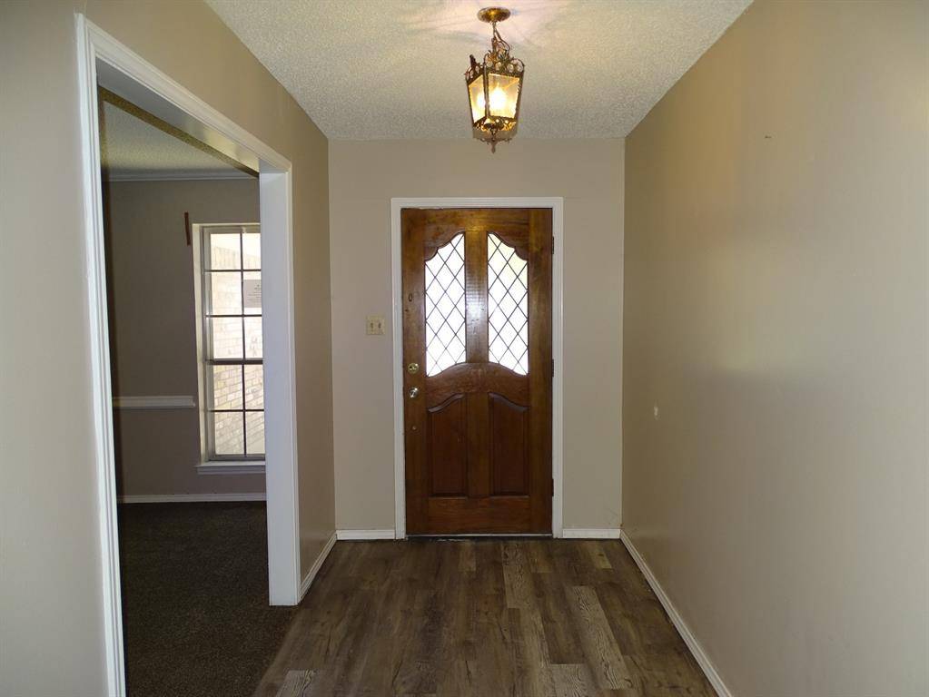 Fort Worth, TX 76133,3304 Wayland Drive