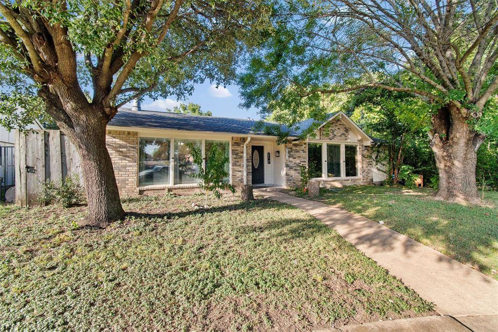 Dallas, TX 75249,9853 Sophora Circle