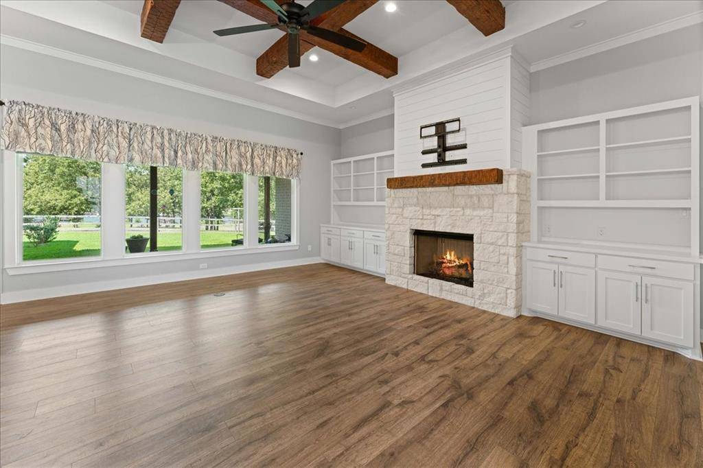 Yantis, TX 75497,480 County Road 1927