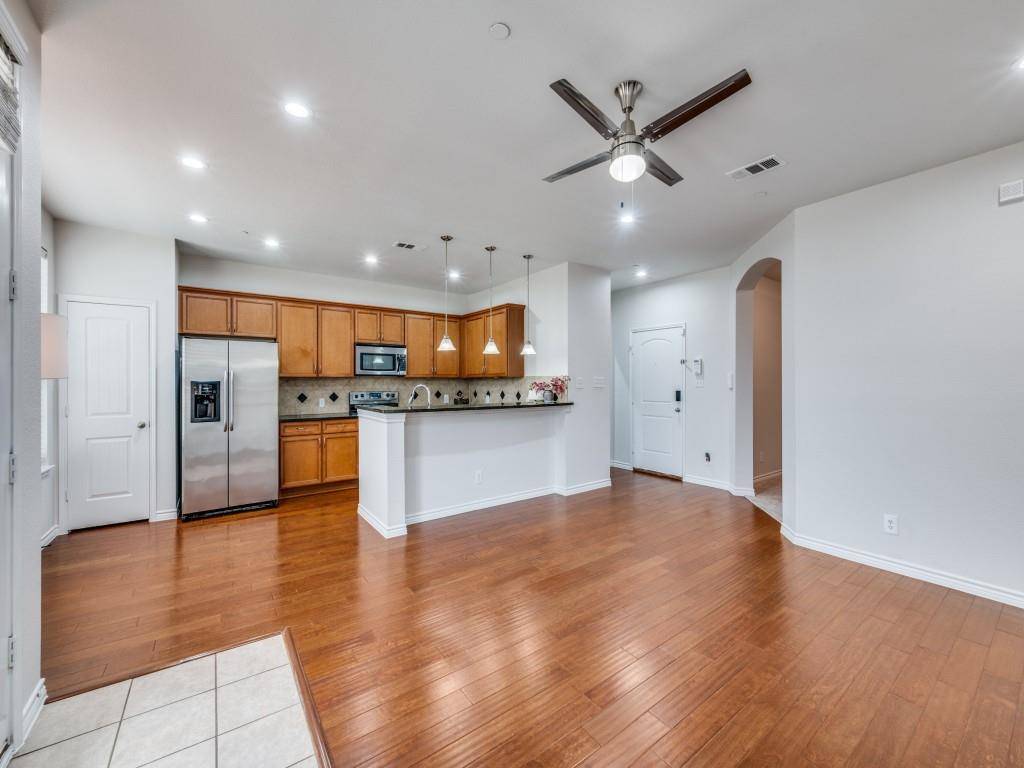 Fort Worth, TX 76102,950 Henderson Street