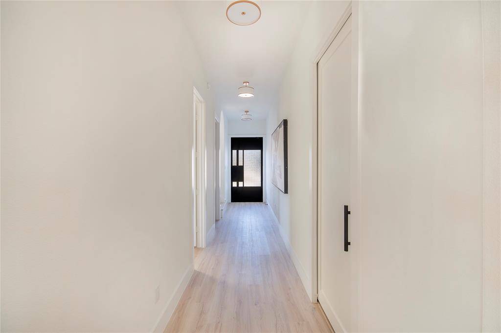 Dallas, TX 75212,3902 Furey Street