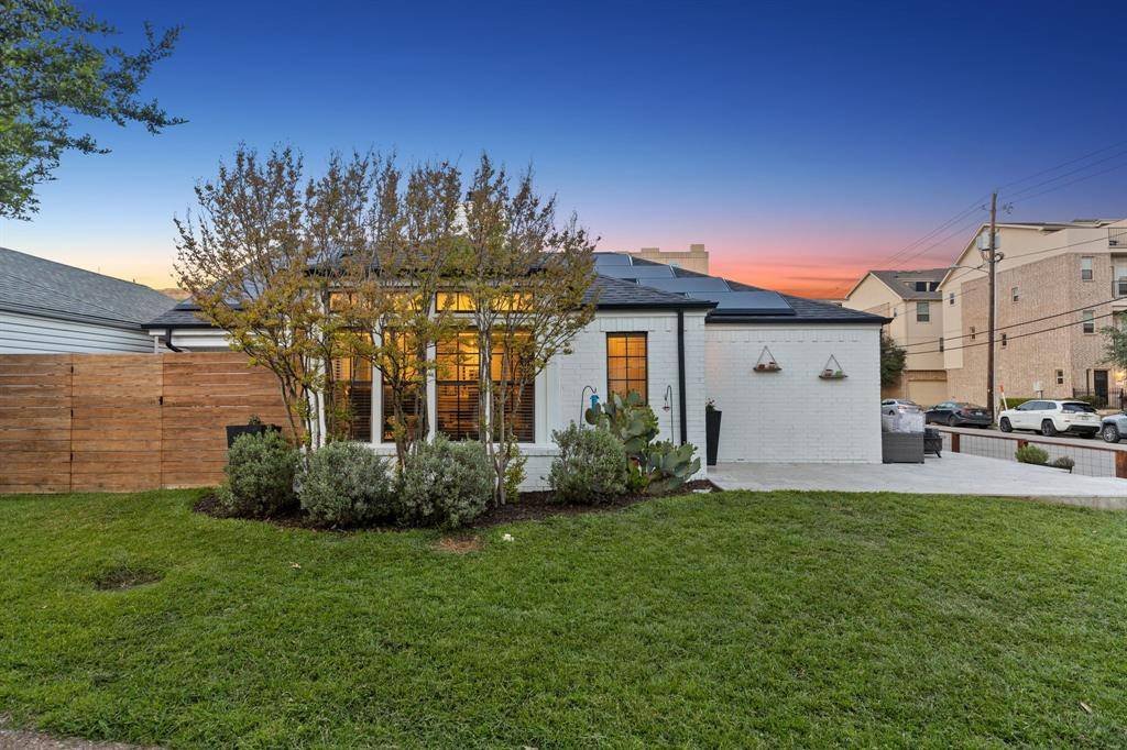 Dallas, TX 75204,3635 Bryan Street