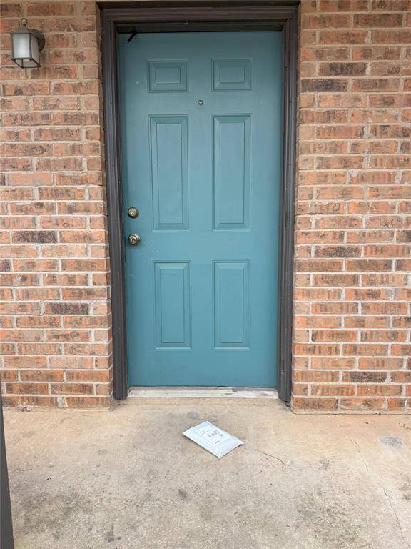 Denton, TX 76201,732 W Collins Street