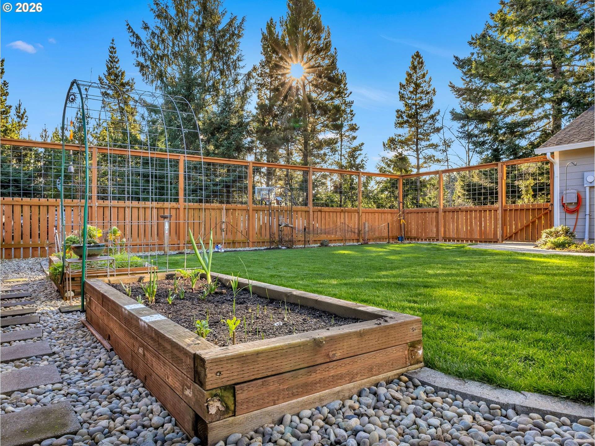 18215 MILL LN, Long Beach, WA 98631