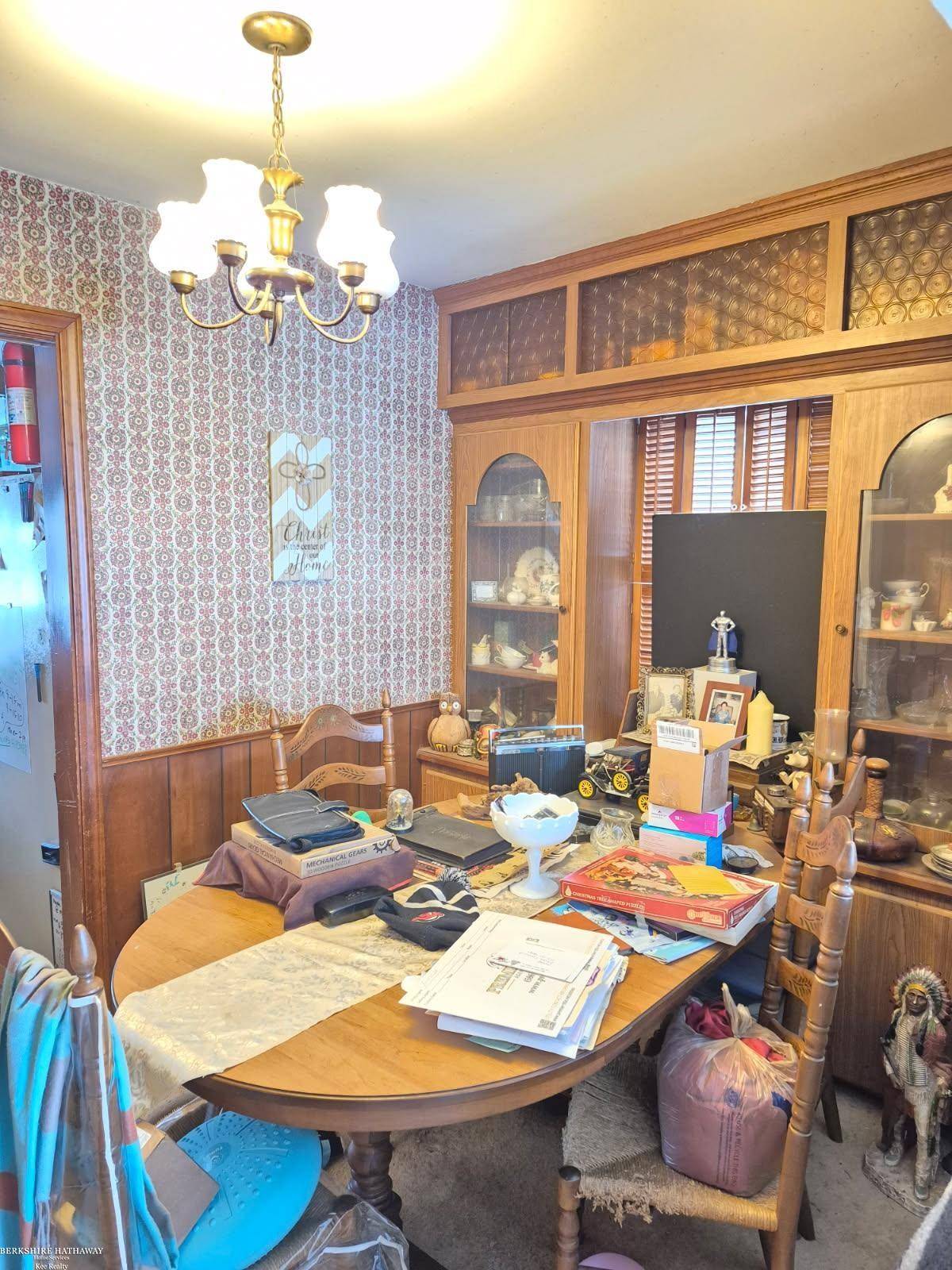 Saint Clair Shores, MI 48080,23238 Clairwood ST