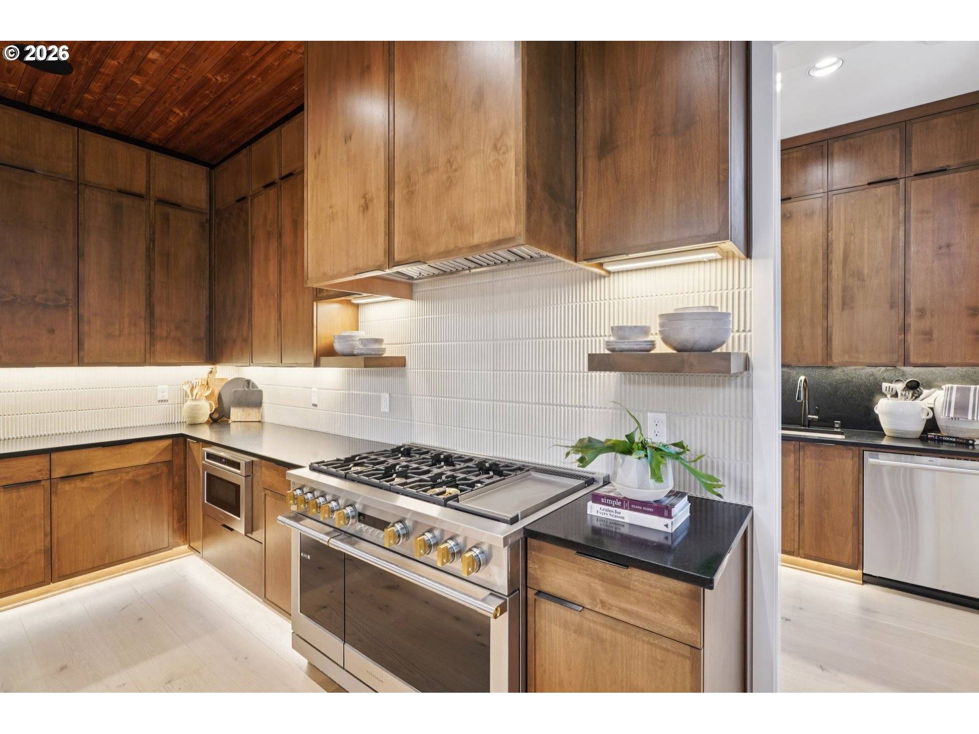 5203 N 94TH AVE, Camas, WA 98607
