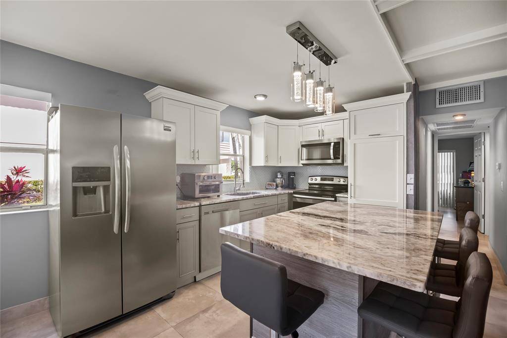 Delray Beach, FL 33446,352 Saxony Trail #352